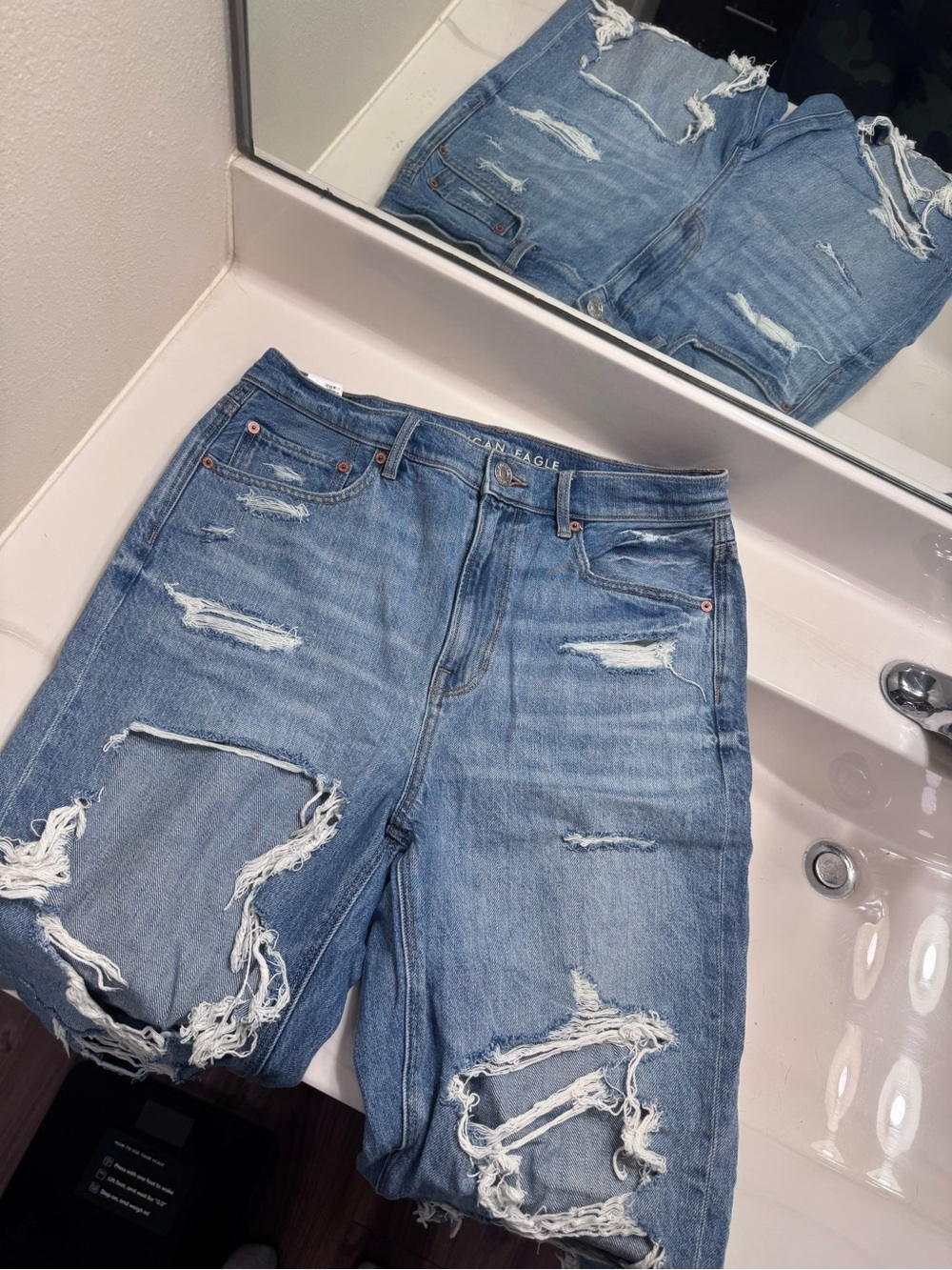 American Eagle Outfitters Distressed Boyfriend Jeans - Light Blue Wash